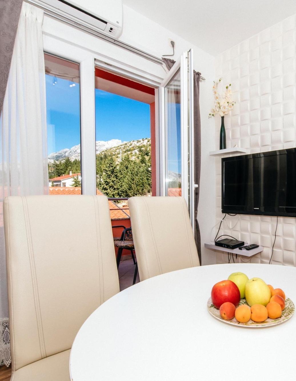 Apartments By The Sea Starigrad, Paklenica - 16421 Chambre photo